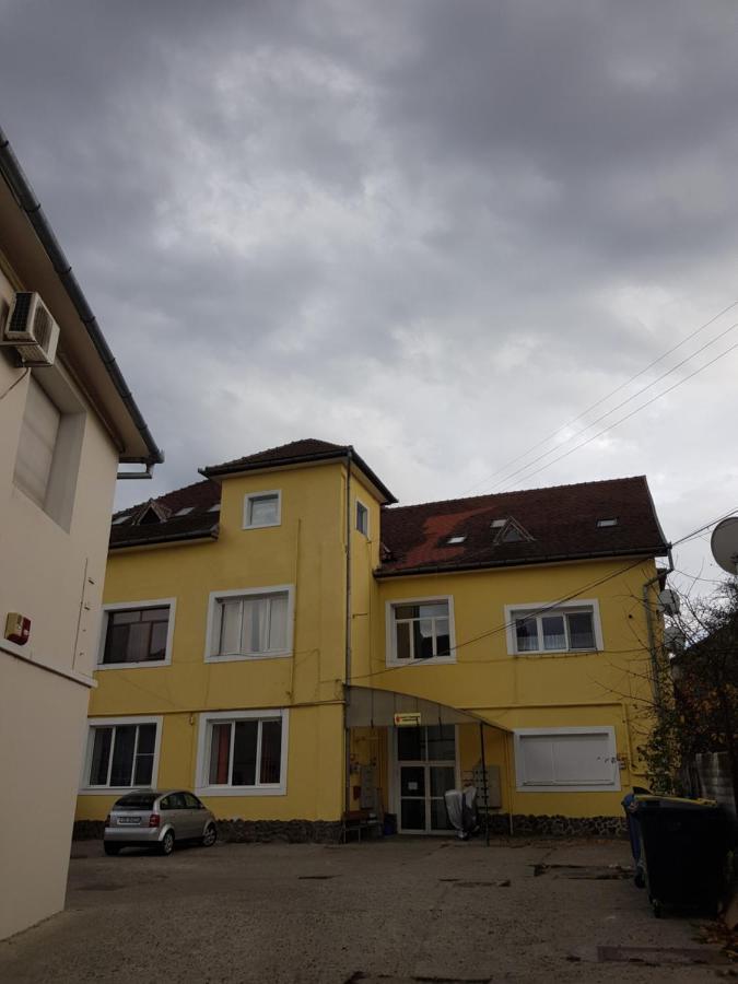 Diane'S Apartament Sibiu Exterior foto